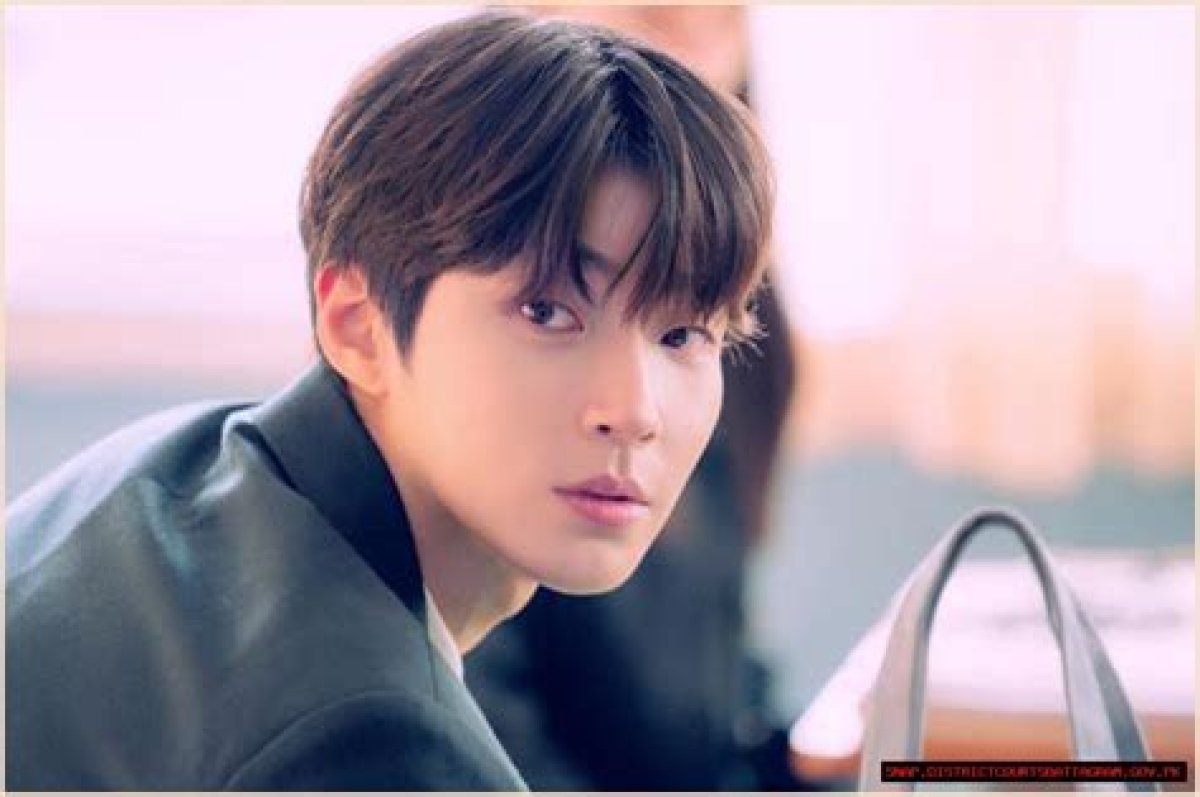 Exploring the Dynamic Between Hwang in Yeop and Kim So Hyun: a Relationship Analysis