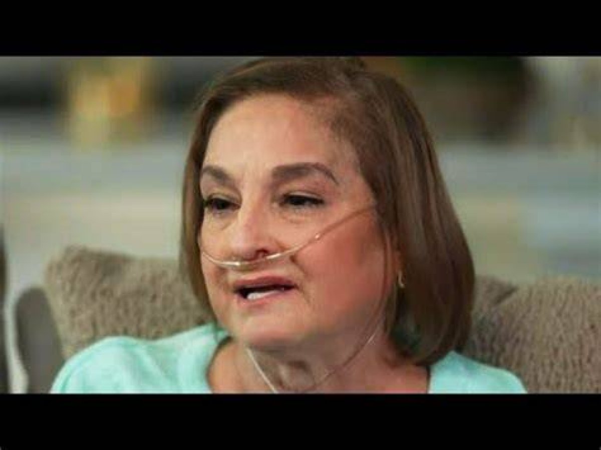 Mary Lou Retton Doesn't Have Insurance, and People Are Furious About It