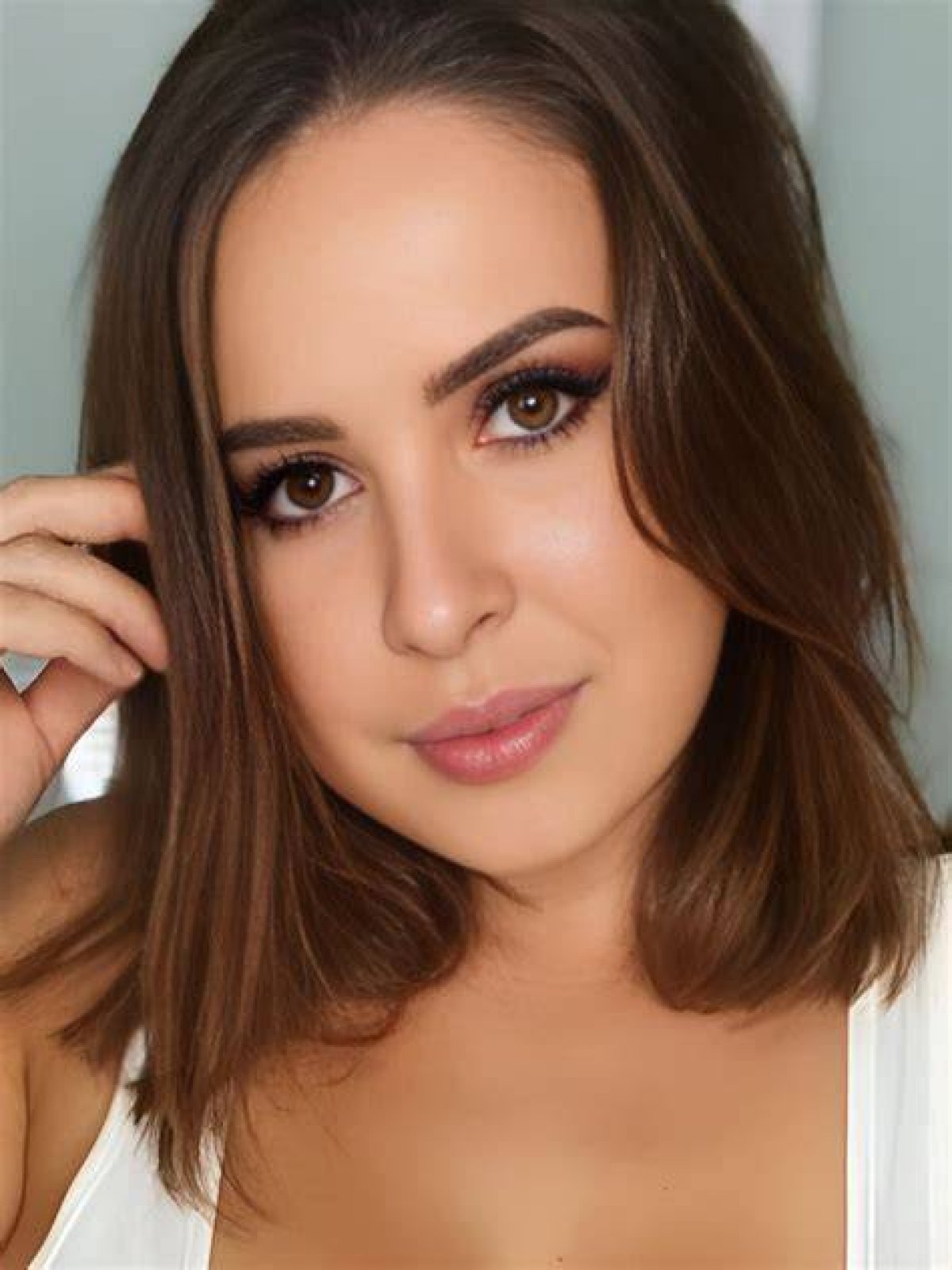 Ruby May Bio, Wiki, Age, Id Card, Height, Husband, Hospital, Surgery, Cosmetics, Passport and Net Worth |